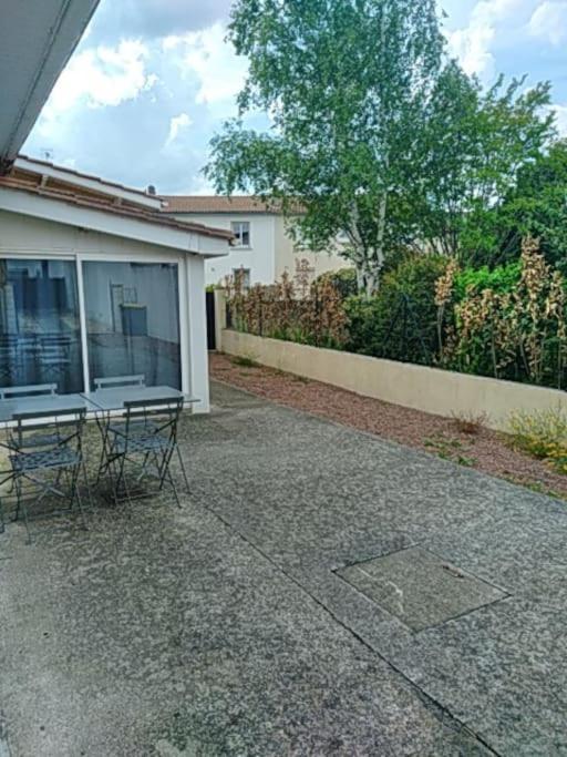 Maison Agreable Avec Stationnement Privatif Angoulême Dış mekan fotoğraf
